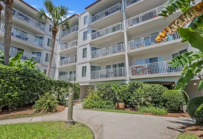 Ocean View St Simons Says Relax At The Beach Club