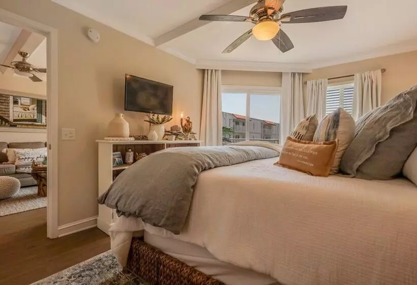 Ocean View St Simons Says Relax At The Beach Club