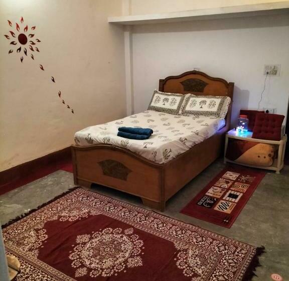 פנסיון Le Jardin Almora