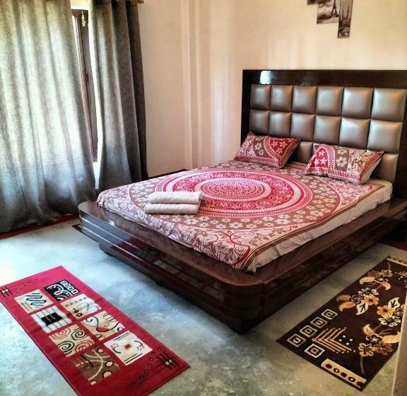 פנסיון Le Jardin Almora