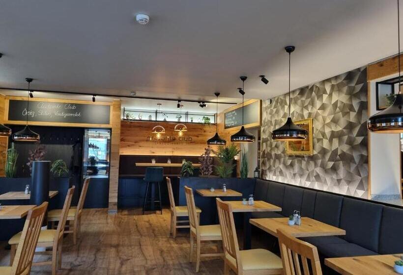 בית מלון כפרי Andante Pension & Restaurant