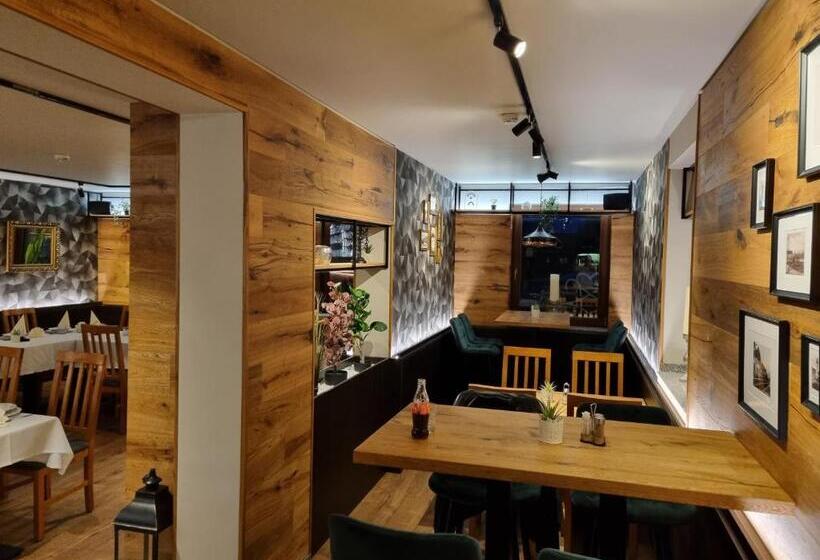 בית מלון כפרי Andante Pension & Restaurant