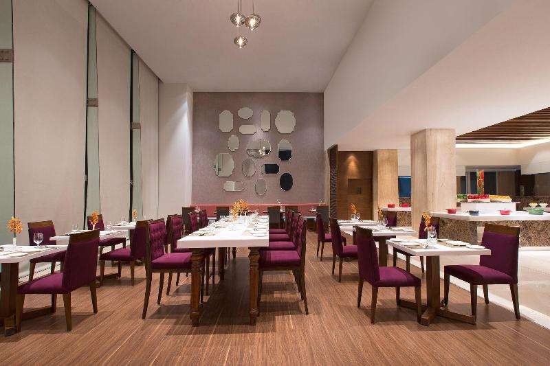 Hotel Four Points By Sheraton Bengaluru, Whitefield