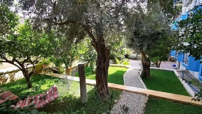 هتل Golden Lighthouse