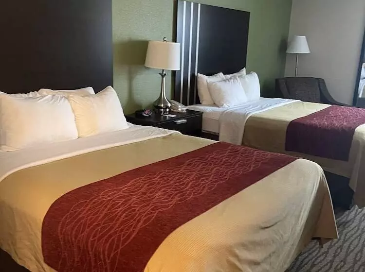 Отель Inn At Clinton