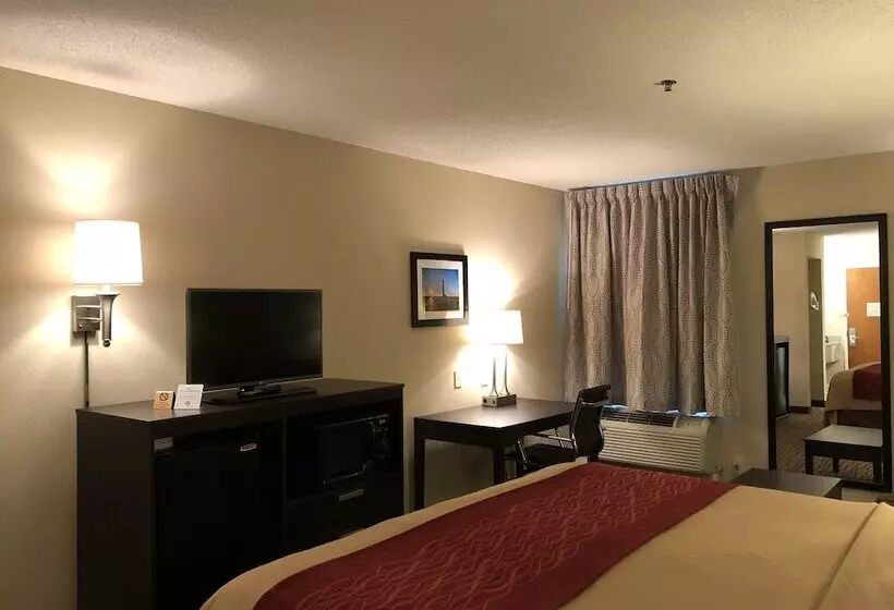 Отель Inn At Clinton