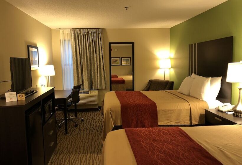 Отель Inn At Clinton