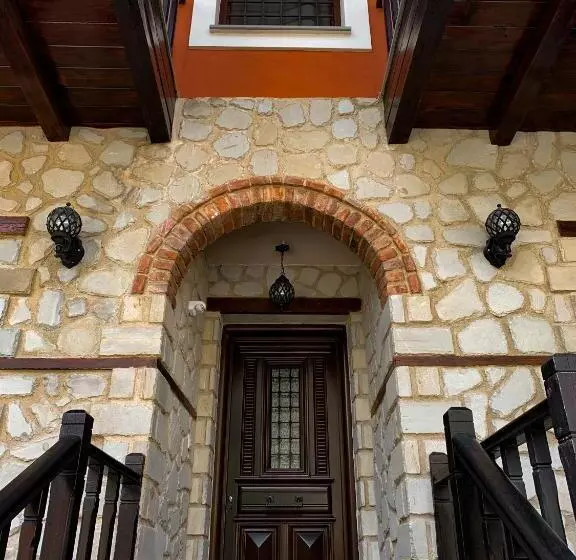 פנסיון Elena Guesthouse