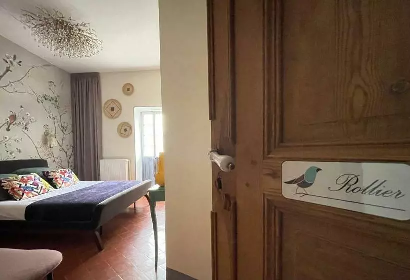 Aamiaismajoitus (B&B) L Oiseau Bleu Rollier