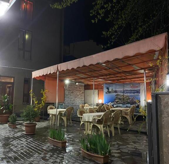 Bed and Breakfast Old Kayaran