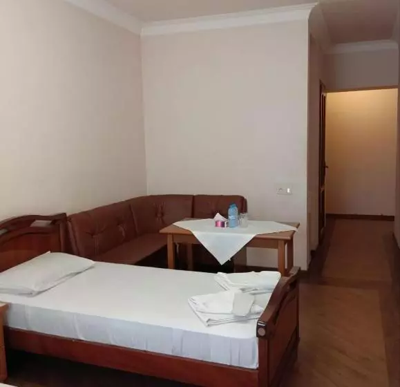 Bed and Breakfast Old Kayaran
