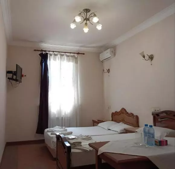 Bed and Breakfast Old Kayaran