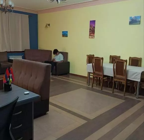 Bed and Breakfast Old Kayaran