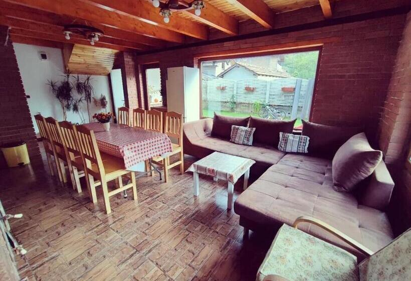 펜션 Casa De Vacanta Estera Rucar