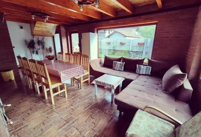 Majatalo Casa De Vacanta Estera Rucar