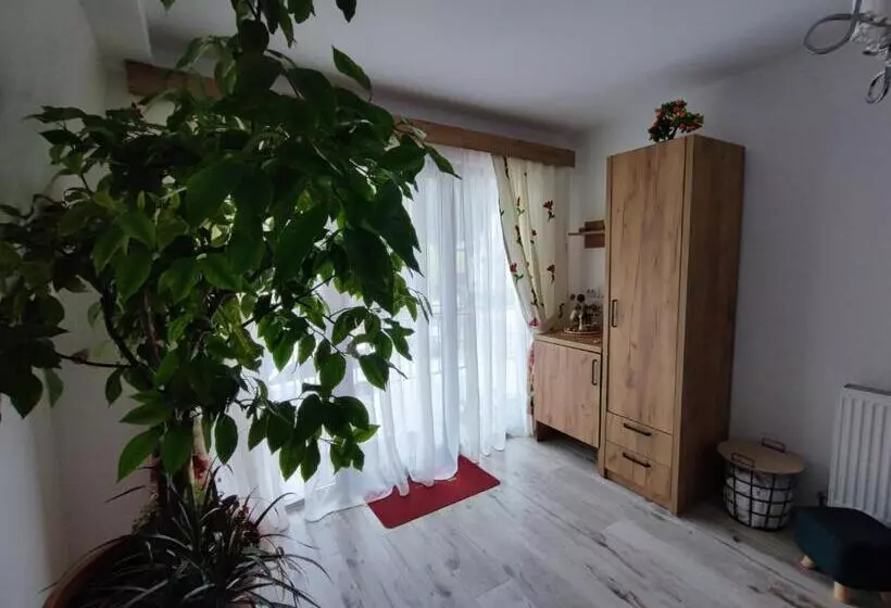 Majatalo Casa De Vacanta Estera Rucar