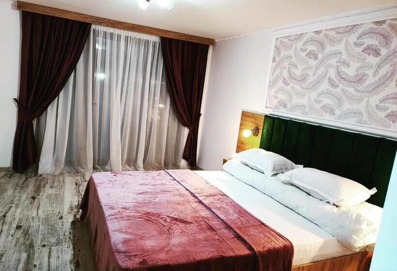 펜션 Casa De Vacanta Estera Rucar