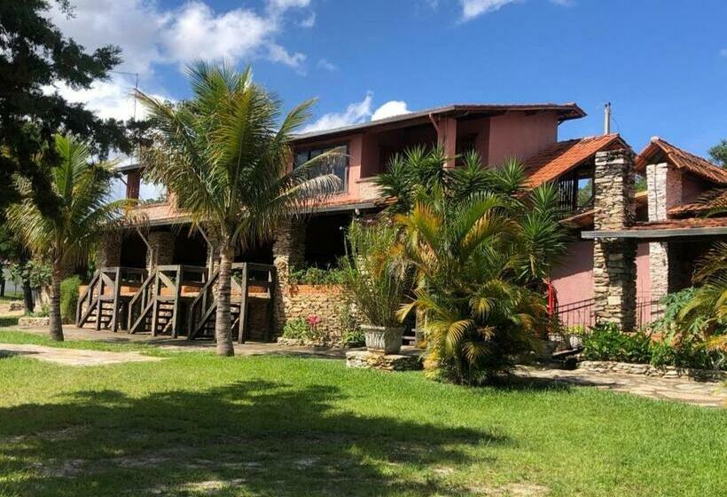 ペンション Pousada Serra Morena