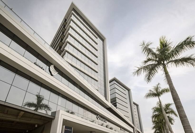 Hotel Intercity Canoas