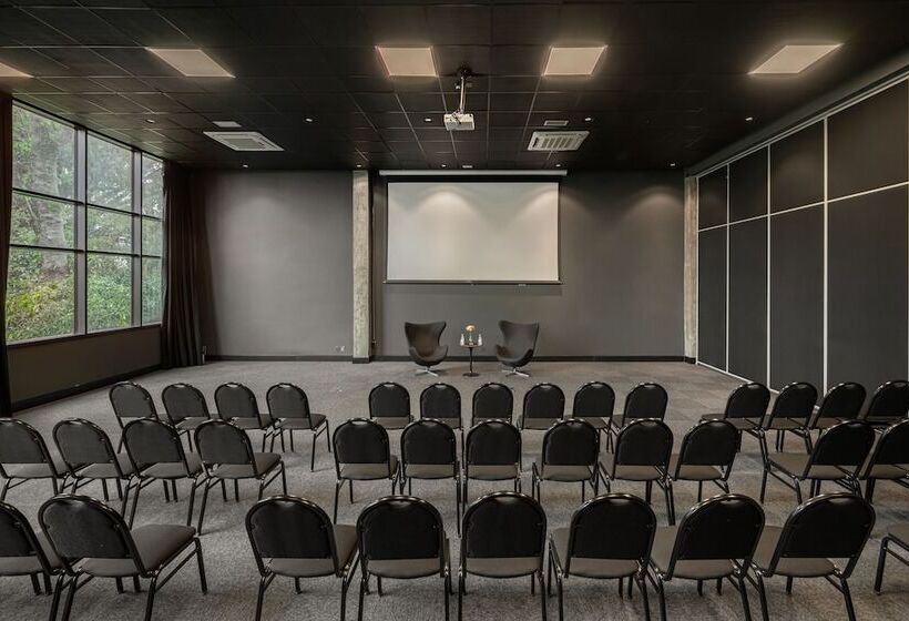 Hotel Intercity Canoas