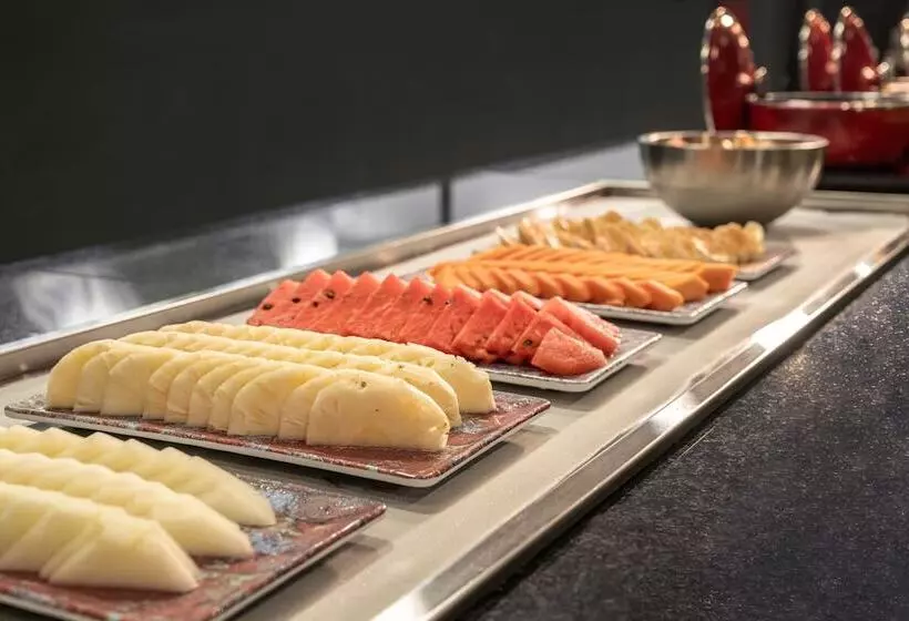 ホテル Intercity Canoas