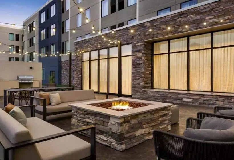 هتل Staybridge Suites   Lexington S Medical Ctr Area, An Ihg