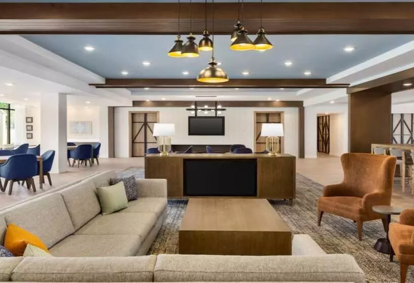 هتل Staybridge Suites   Lexington S Medical Ctr Area, An Ihg