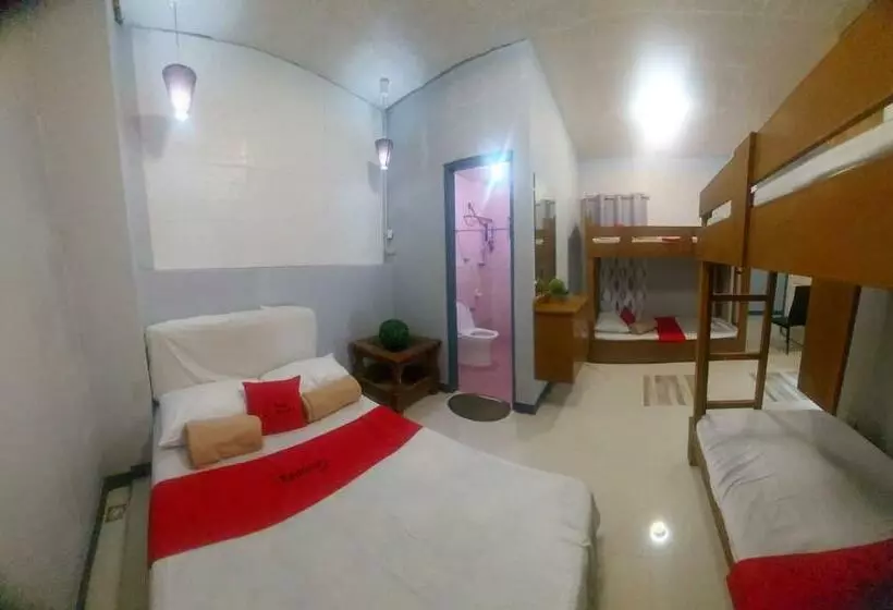 ホテル Reddoorz Hostel @ Ritz Place Baguio