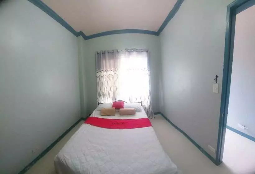 ホテル Reddoorz Hostel @ Ritz Place Baguio