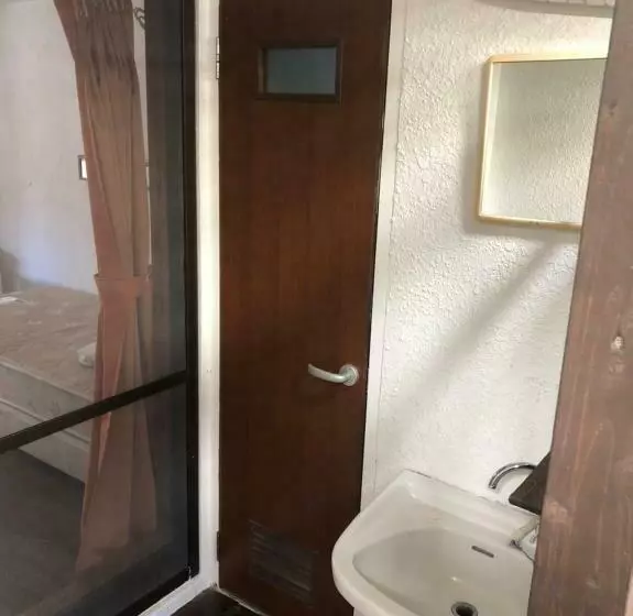 ペンション ゲストハウス303