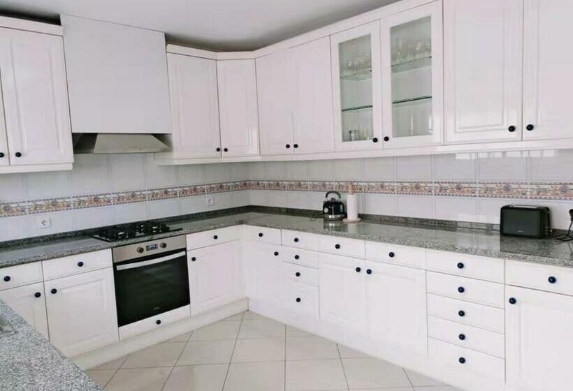 Пансион Alvide Guest House