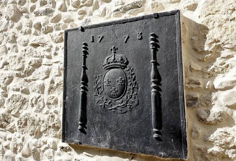 פנסיון La Tour De Coron