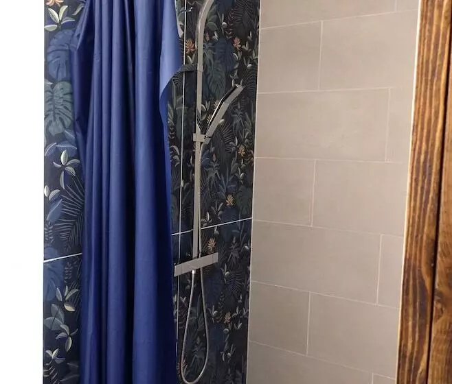 ペンション La Tour De Coron