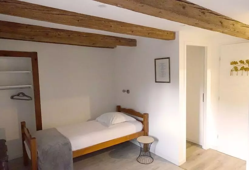 ペンション La Tour De Coron