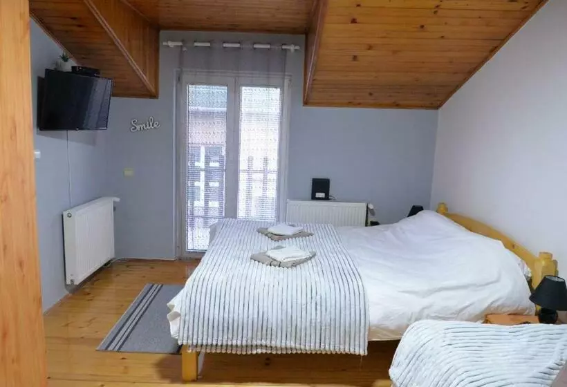 پانسیون Royal Tsv Rooms