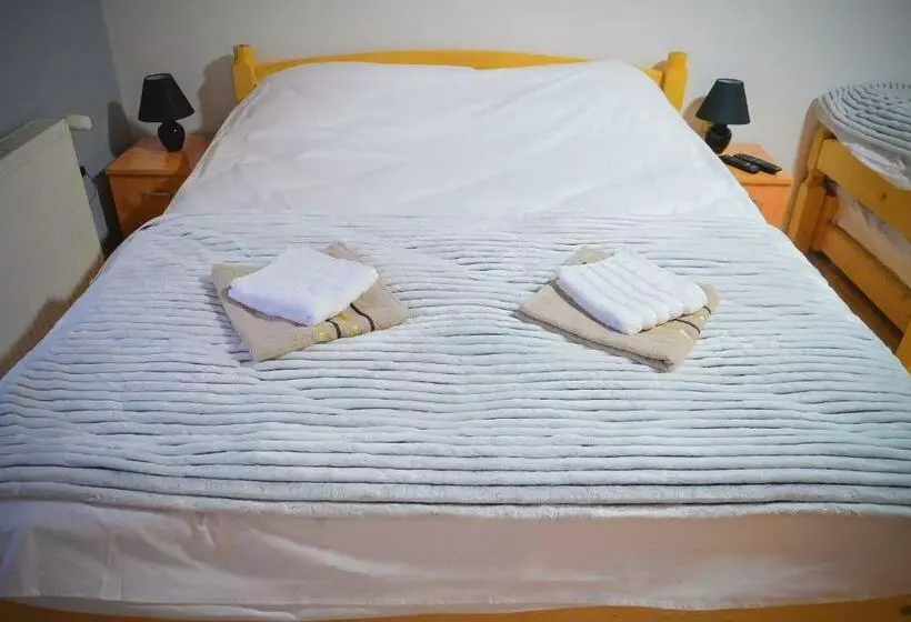 پانسیون Royal Tsv Rooms