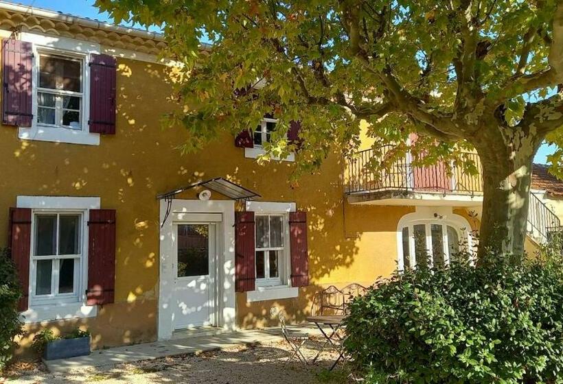 צימר La Maison Ocre