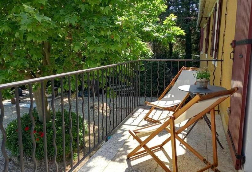 צימר La Maison Ocre