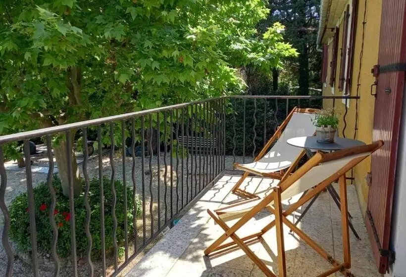 Aamiaismajoitus (B&B) La Maison Ocre