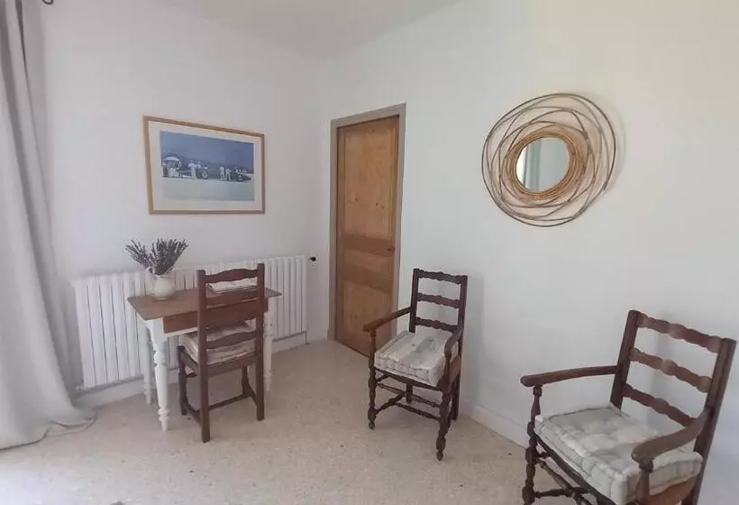 Aamiaismajoitus (B&B) La Maison Ocre