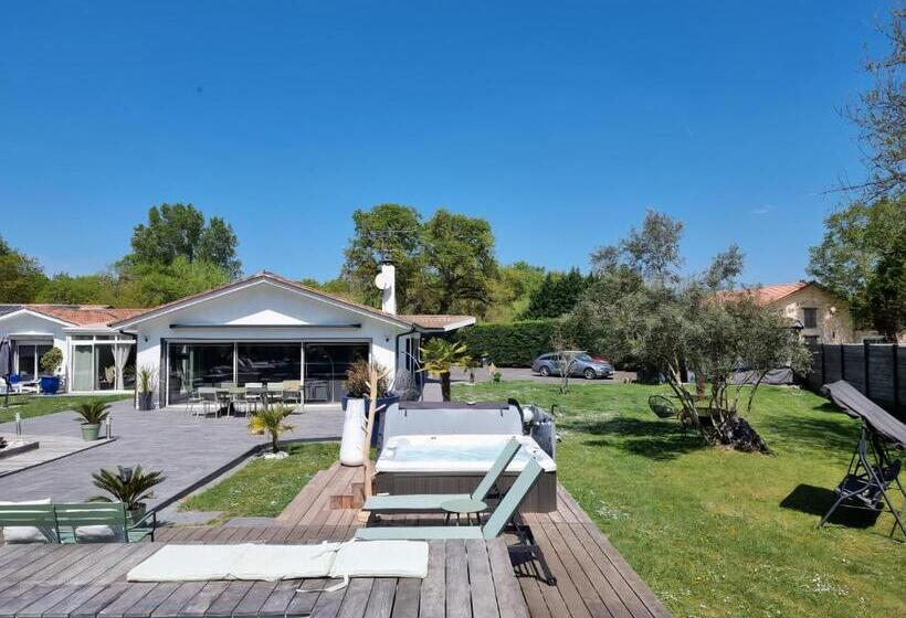 민박 La Parenthese Du Las