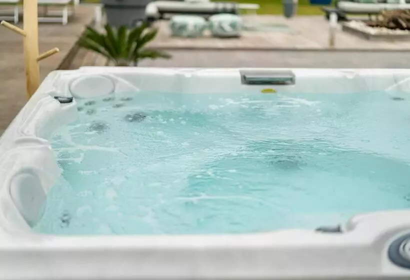 Aamiaismajoitus (B&B) La Parenthese Du Las