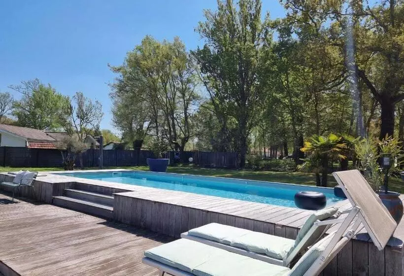 Aamiaismajoitus (B&B) La Parenthese Du Las