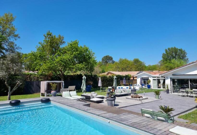 민박 La Parenthese Du Las