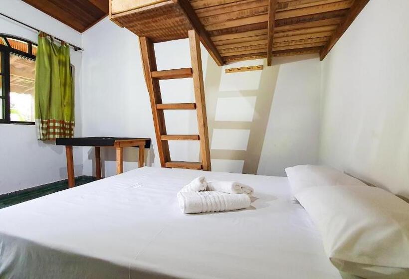 Отель Rancho Hanna   Pousada, Camping E Comidaria