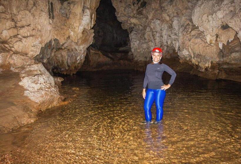 Отель Rancho Hanna   Pousada, Camping E Comidaria