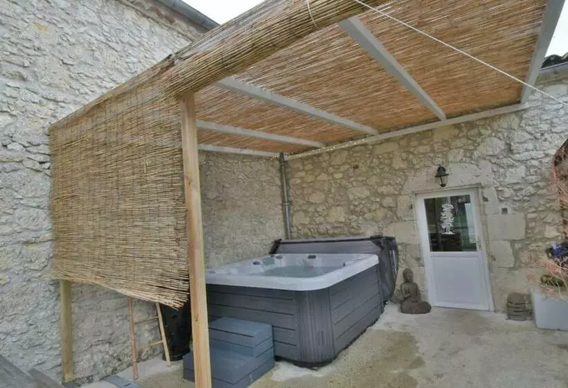 Aamiaismajoitus (B&B) Chambre D Hôtes Le Bol D Air Avec Jacuzzi