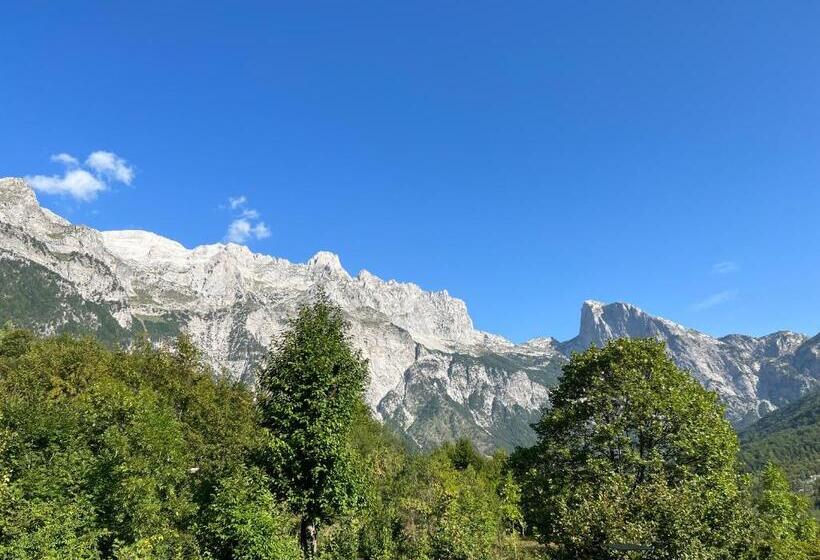 בית מלון כפרי Villa Molla