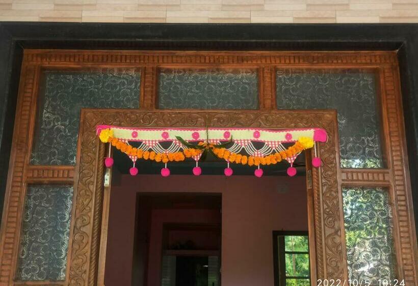 Majatalo Priyansh Home Stay