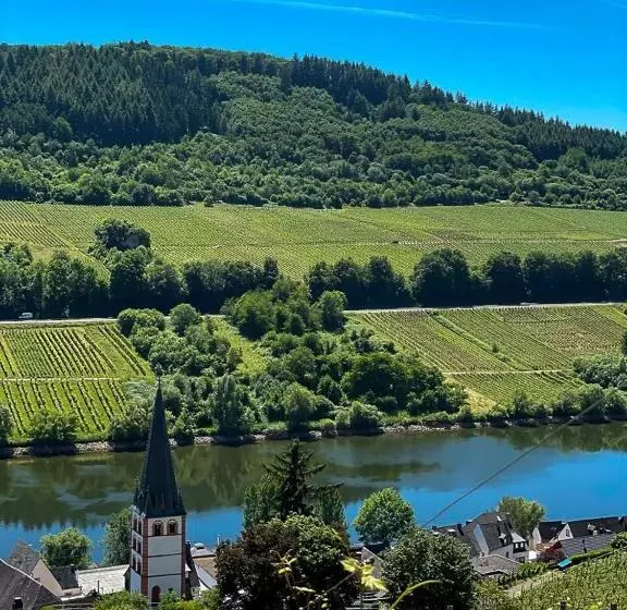 Aamiaismajoitus (B&B) Boutique Guesthouse Das Wohlgemuth Heim Mosel Weingut